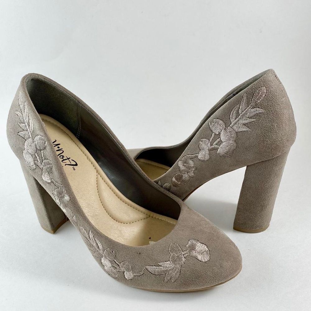 Y. Not? Embroidered Taupe Suede Chunky Heeled Pumps Shoes